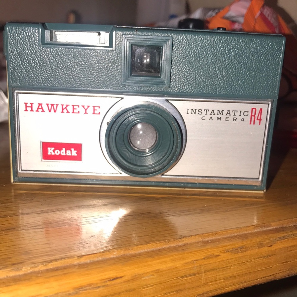 1963 Kodak Instamatic Hawkeye Camera w/ Leather Case made in England